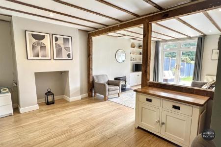 Sitting/Dining Room