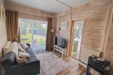 Lounge/Kitchen