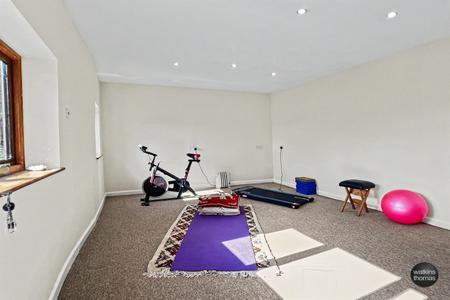 Bedroom 4/Studio Office