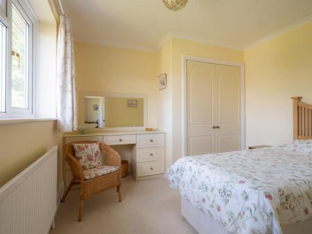 6 St Josephs Drive-24.jpg