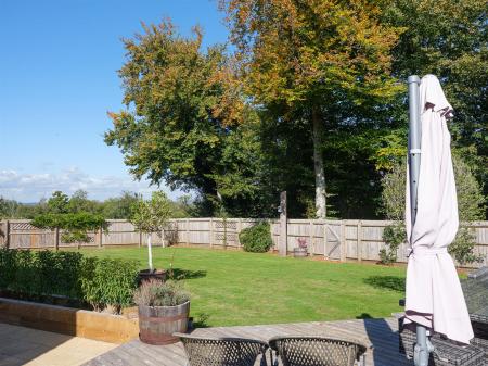 31 Studley Gardens-22.jpg