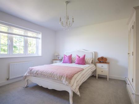 31 Studley Gardens-47.jpg