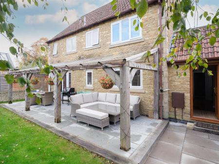 18 Chevral Close-49.jpg