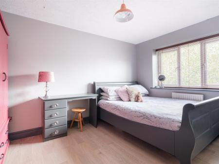 18 Chevral Close-10.jpg