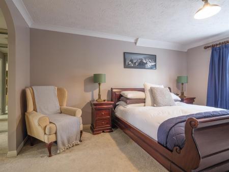 18 Chevral Close-27.jpg