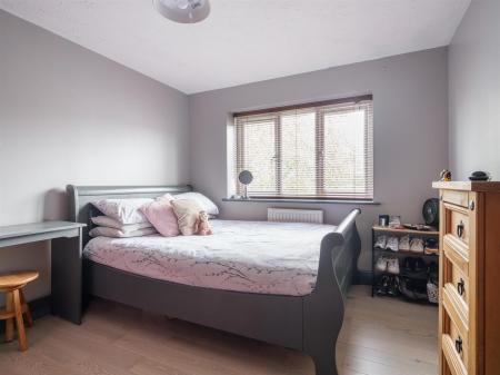 18 Chevral Close-9.jpg