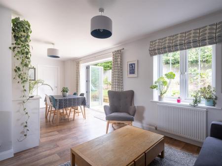 2 Chandlers Mews-49.jpg