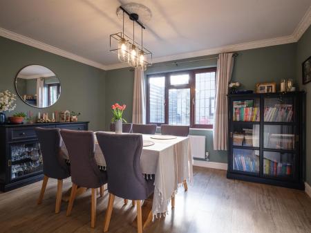 11 Erleigh Drive-30.jpg