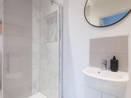 50a Stanton St Quintin-6.jpg