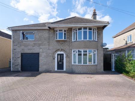 22 Hardenhuish Avenue-7.jpg