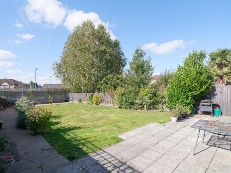 22 Hardenhuish Avenue-16.jpg