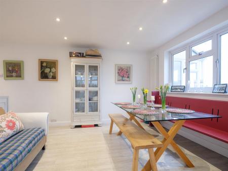 Lockstone Cottage-13.jpg