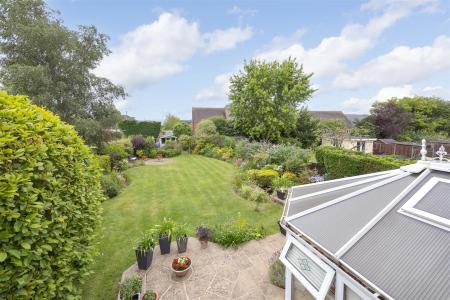 42 Rowden Road_Chippenham_SN15 2AU (15).jpg