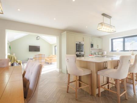 110 Malmesbury Road-45.jpg