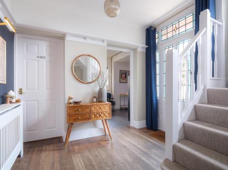 46 Yewstock Crescent West-44.jpg
