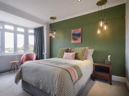 46 Yewstock Crescent West-36.jpg