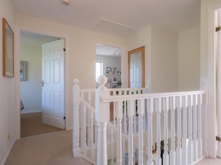 7 Erleigh Drive-13.jpg