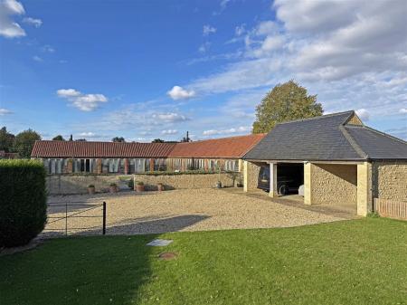 Main Street, Lolham, Maxey