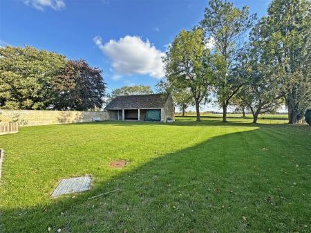 Front Lawn & Dutch Barn