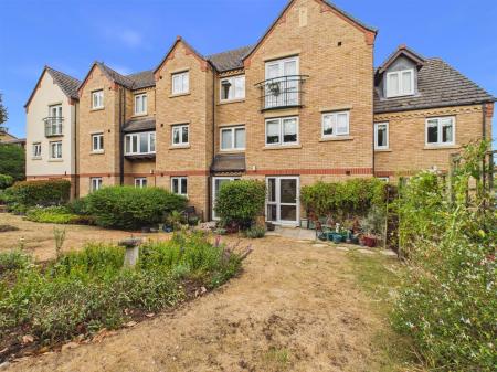 Terrace & Communal Gardens