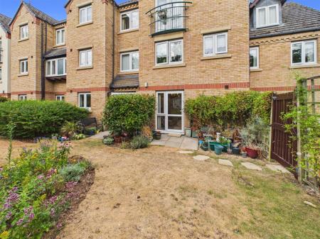 Terrace & Communal Gardens