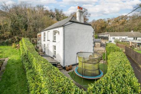 Grove Villa Side e..jpg