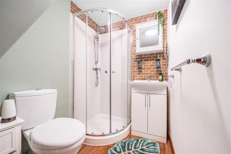 Julian Shower Room.jpg