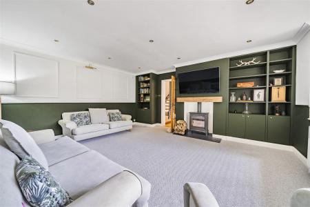 Parkside SittingRoom.jpg