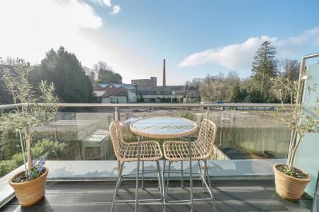 Cambric Chase Terrace.jpg