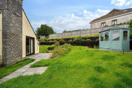 Oaktree Garden 25.jpg