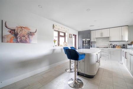 Oaktree Kitchen 25.jpg