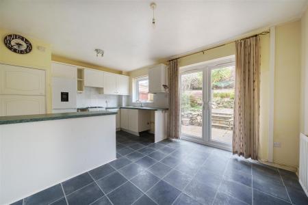 Trematon KitchenBreakfast.jpg