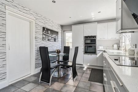 Endsleigh KitchenBreakfast.jpg