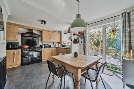 Baronsfs Kitchen Diner.jpg