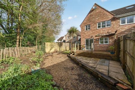 Berkeley Way Garden..jpg