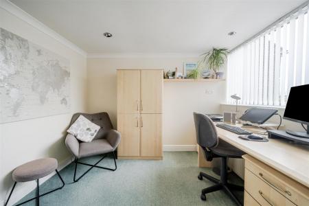 Savery Bed Office.jpg