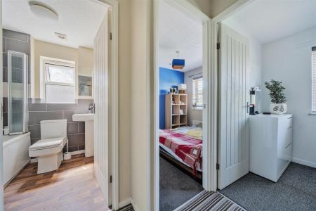 Fernbank Upstairs.jpg