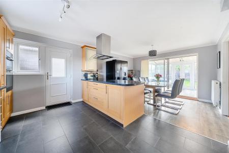 Savery Kitchen Dining..jpg