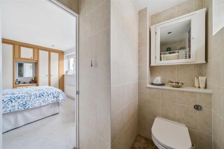 Badgers Bed 1 Ensuite.jpg