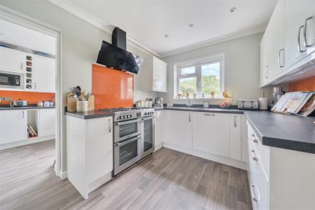 Badgers Kitchen..jpg