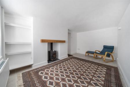 Grape25 Sitting Room.jpg