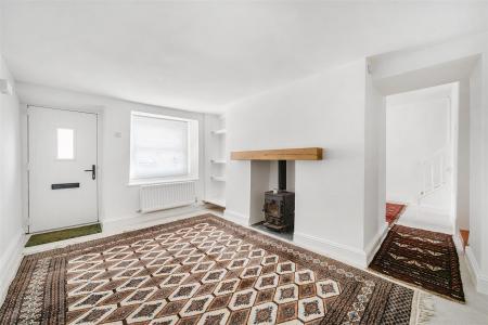 Grape25 Sitting Room..jpg