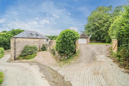 Earlscombe Approach.jpg