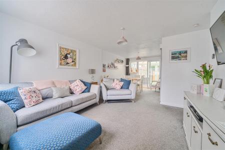 Savery Sitting Room..jpg