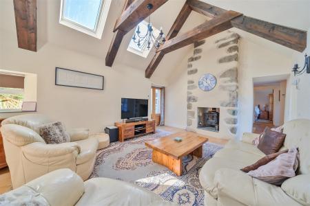 Smallridge Sitting Room bl.jpg