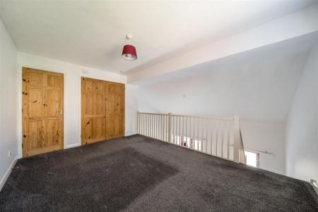 Barn Close Bedroom..jpg