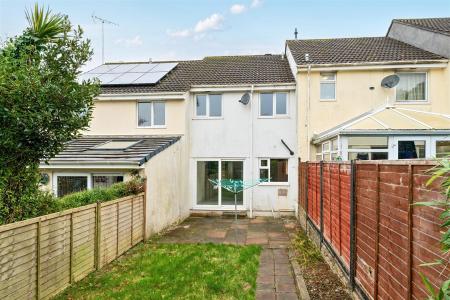 Elizabeth Close Rear.jpg