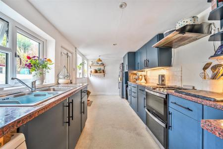 Flete View Kitchen.jpg