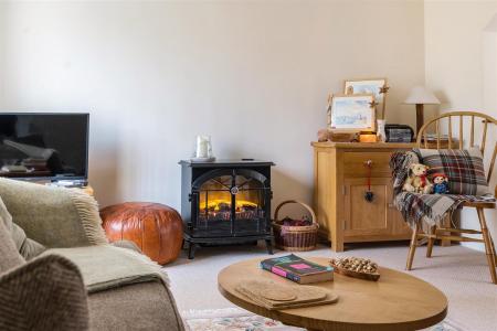 Elizabeth Close Fireplace.jpg