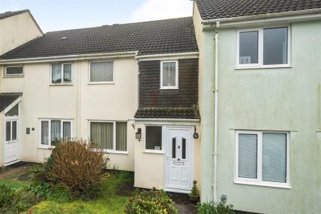 Elizabeth Close Front bl.jpg